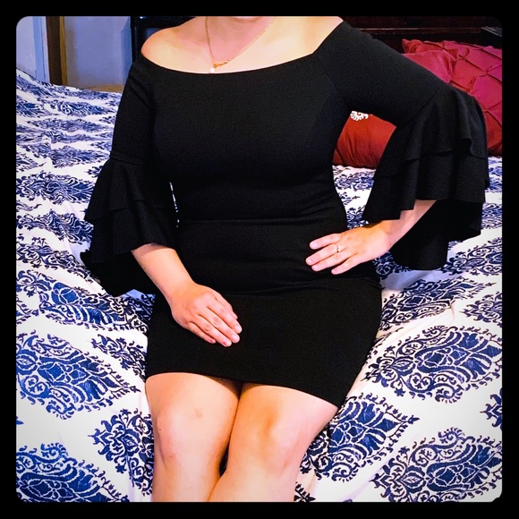 Antonio Melani Off the Shoulder Delia Dress - Picture 6 of 14